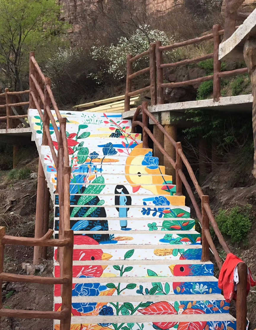 学校幼儿园彩绘价格